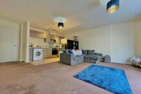 2 bedroom apartment to rent, Western Road, Hove BN3