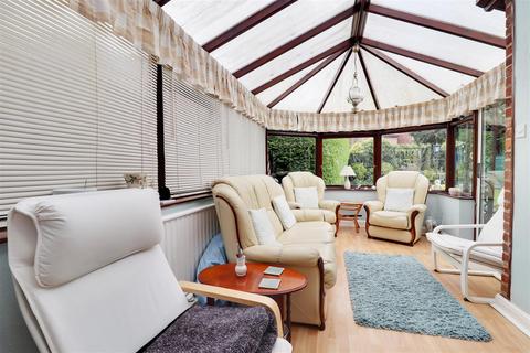 21 Corby Park, North Ferriby, HU14 3AX