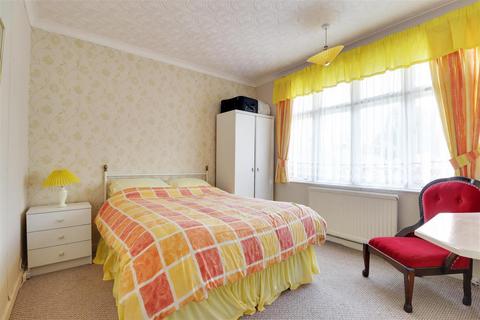 21 Corby Park, North Ferriby, HU14 3AX