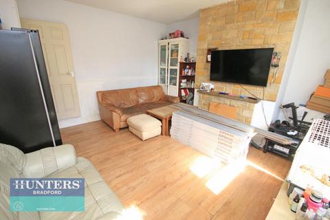 2 bedroom terraced house for sale, Mark Street West Bowling, Bradford, West Yorkshire, BD5 8AX