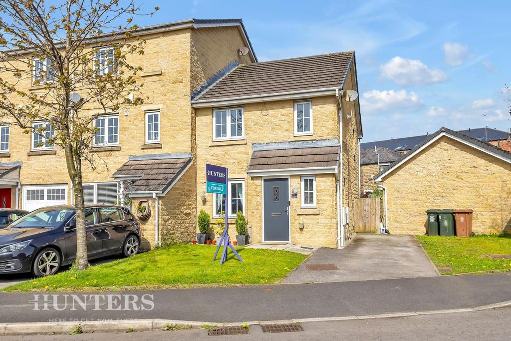 Wasp Mill Drive, Wardle, OL12 9BB 3 bed mews for sale £215,000