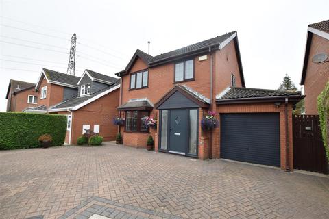 3 bedroom detached house for sale, Defender Drive, Aylesby Park DN37