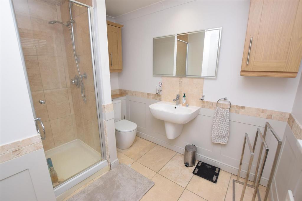 En suite shower room