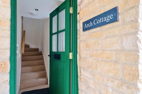 1 bedroom flat for sale, White Hart Mews, Chipping Norton