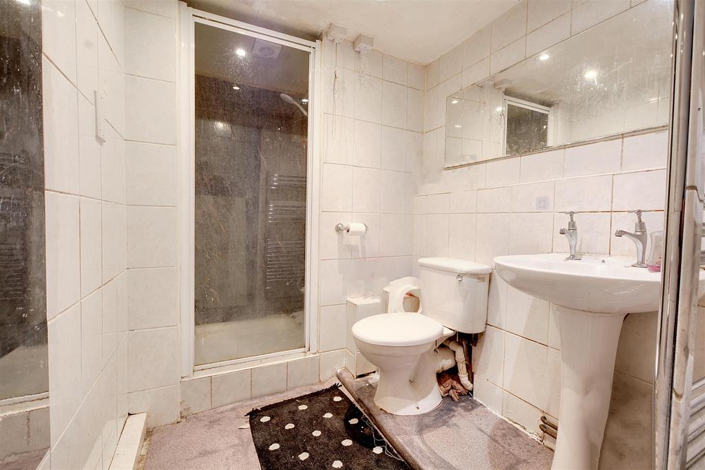 Shower Room.jpeg