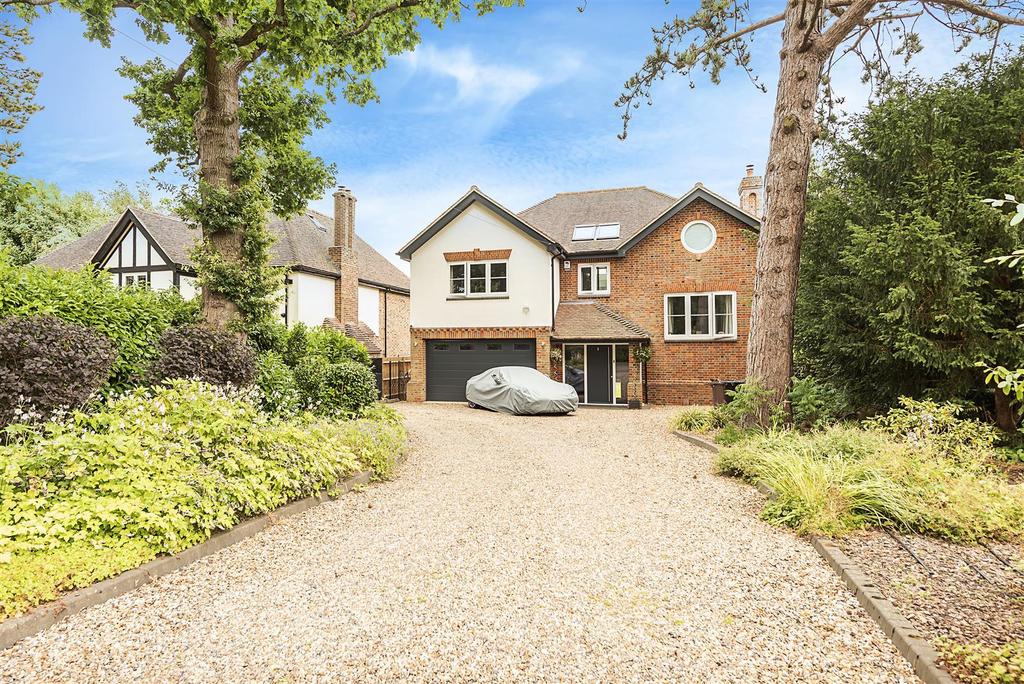 Roundwood Park, Harpenden 5 bed detached house for sale £2,295,000