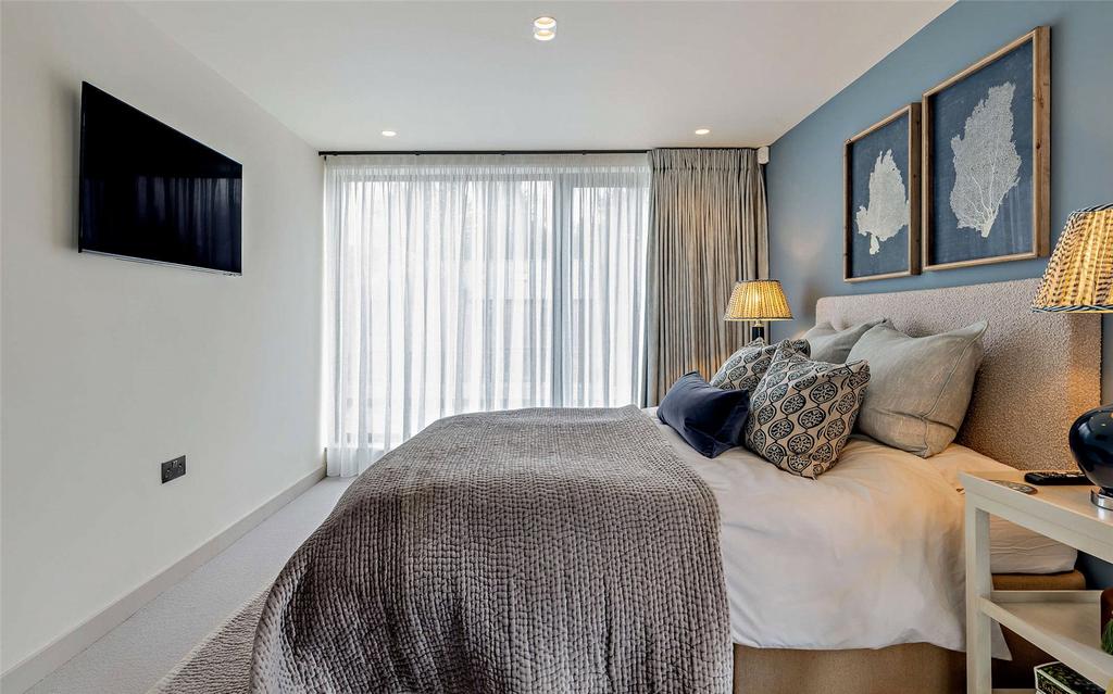 Principal Bedroom