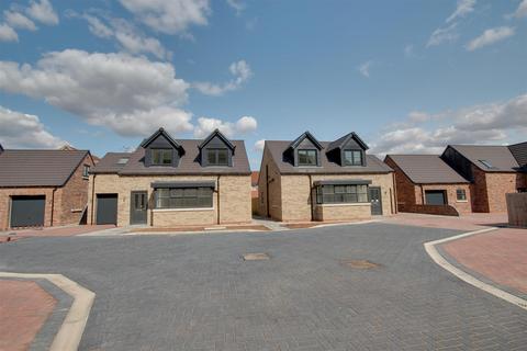 3 bedroom detached house for sale, Anlaf Gardens, Lowfield Road, Anlaby