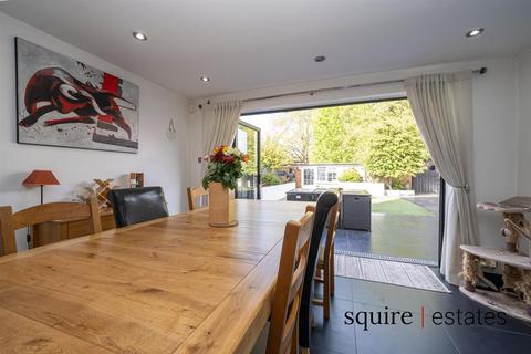4 bedroom detached house for sale, Leverstock Green Road, Hemel Hempstead, HP3