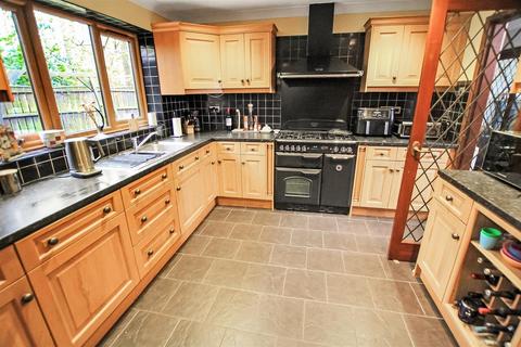 4 bedroom detached house for sale, Woodham Gate, Woodham