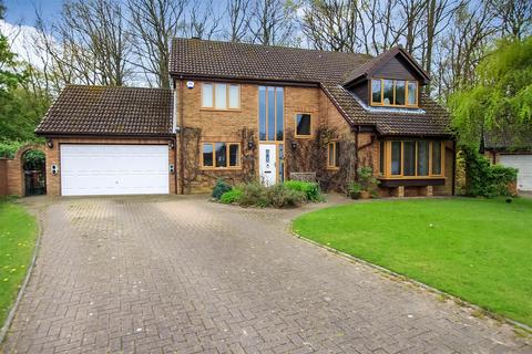 4 bedroom detached house for sale, Woodham Gate, Woodham