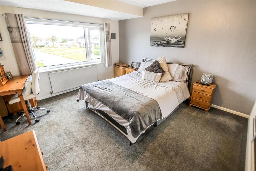 Bedroom One (2).jpg