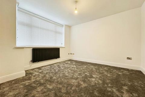 48 Brook Vale, Liverpool, L22 3YB
