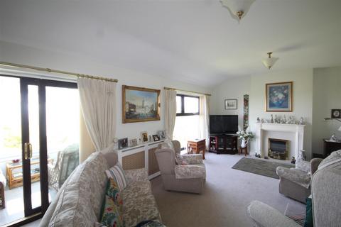3 bedroom detached house for sale, Bryn Carrog, Colwyn Bay