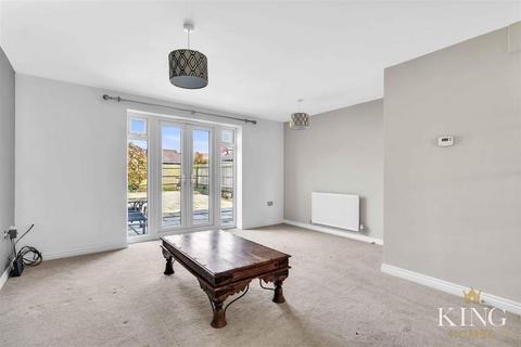 4 Chestnut Way, Bidford On Avon, Alcester, B50 4GA