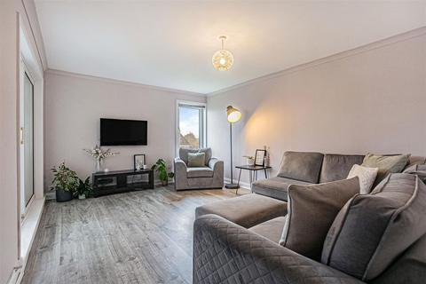 2 bedroom flat for sale, Fettercairn Drive, Broughty Ferry DD5