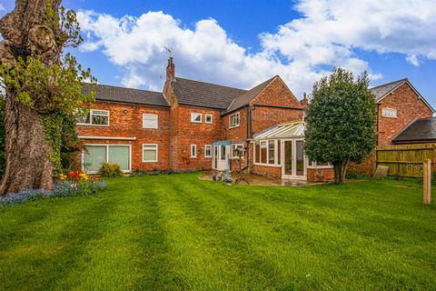 5 bedroom detached house for sale, Lutterworth Road, Gilmorton, Lutterworth