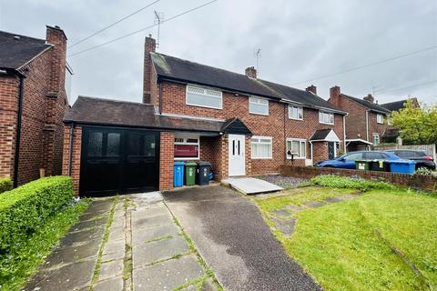 3 bedroom semi-detached house to rent, 18 Bull Meadow Lane, Wombourne