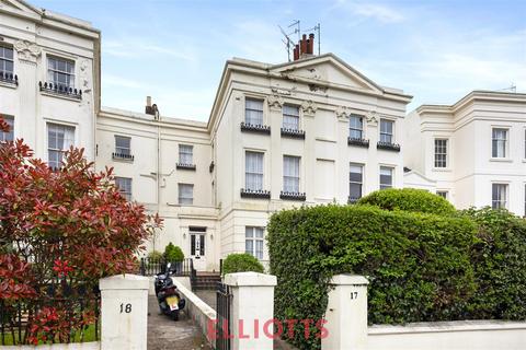 6 bedroom house for sale, Montpelier Crescent, Brighton