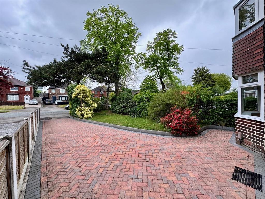 M31 Driveway.jpg