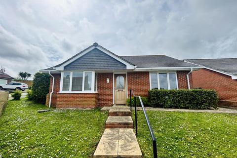 2 bedroom bungalow for sale, Rangemore Drive, Eastbourne BN21