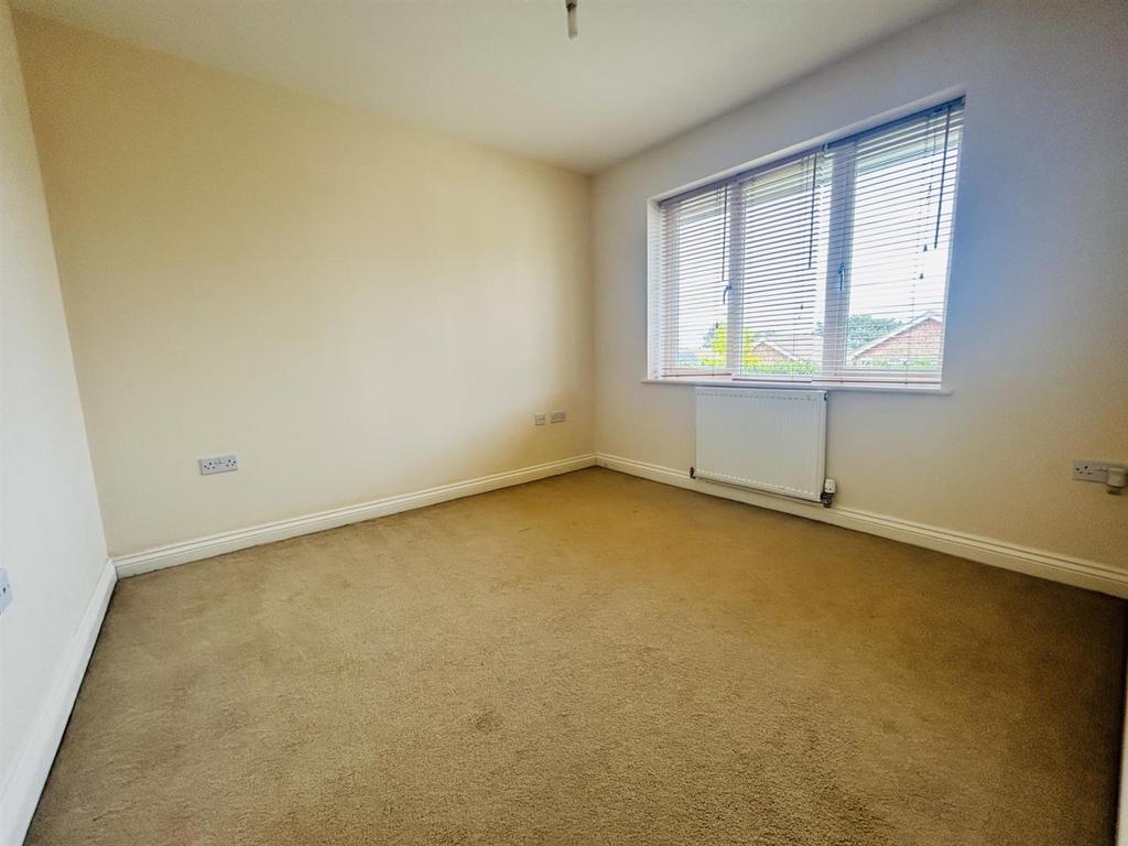 01323 438506