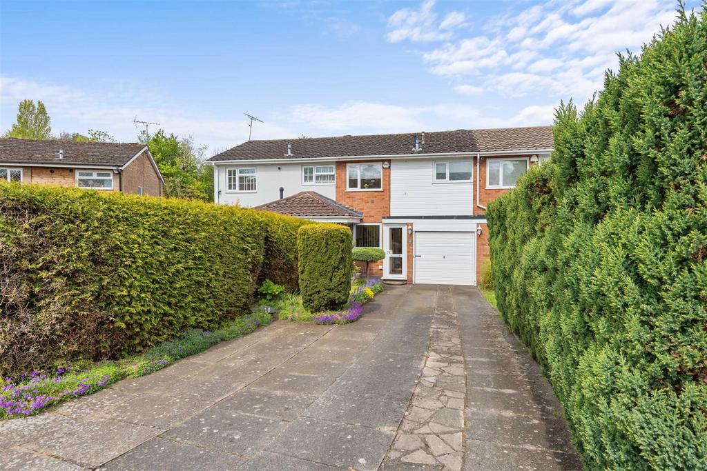 Milholme Green, Solihull 3 bed terraced house for sale £295,000
