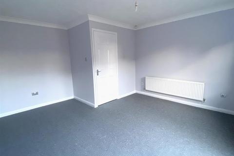 2 bedroom semi-detached house to rent, Primula Close, Shirebrook, Mansfield