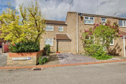 3 bedroom end of terrace house for sale, Carr Close, Beverley