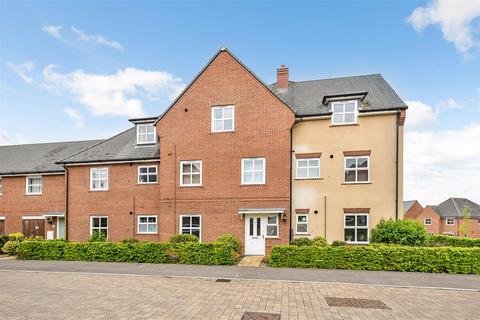 2 bedroom flat for sale, Spindle Close, Andover