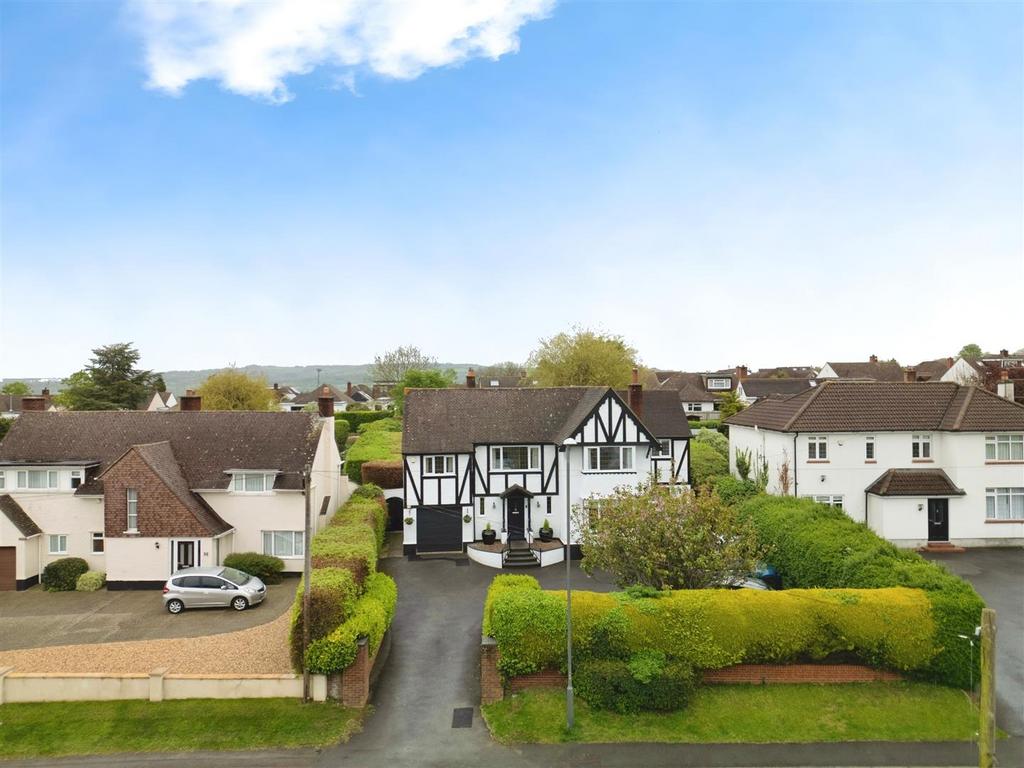Wellsway, Keynsham, Bristol 4 bed detached house for sale £1,000,000