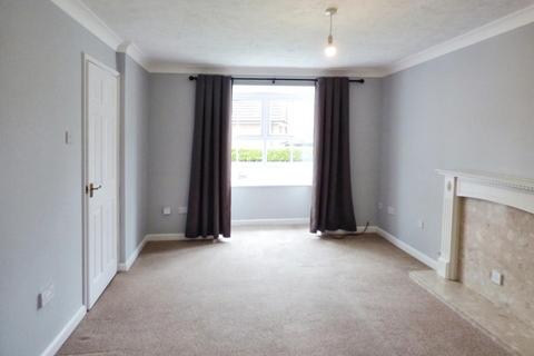 3 bedroom detached house to rent, Redwing Close, Stratford-upon-Avon