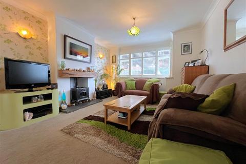 3 bedroom house for sale, Stirling Avenue, Leamington Spa