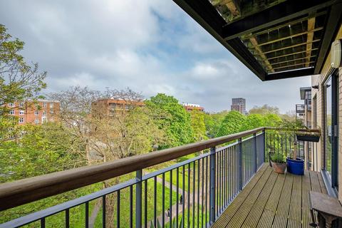 1 bedroom flat for sale, Hicken Road, SW2