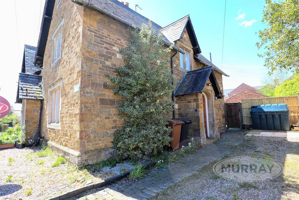 Owston Road, Knossington LE15 2 bed cottage for sale £320,000