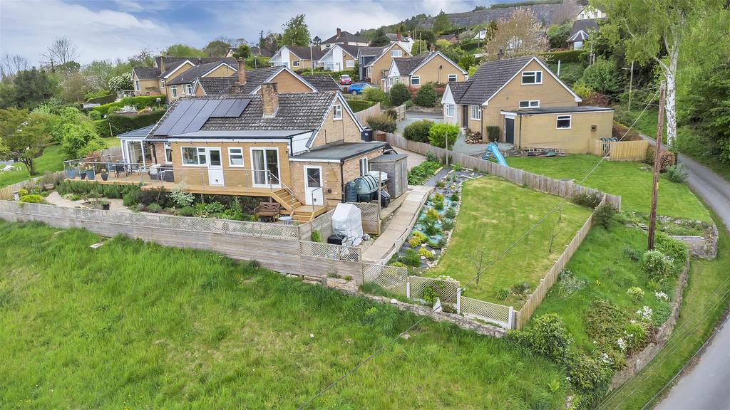 Rhiew Revel Lane, Pant, Oswestry 2 bed detached bungalow for sale £