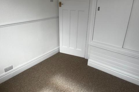 3 bedroom semi-detached house to rent, Ennerdale Road, Newcastle Upon Tyne, NE6 4DJ