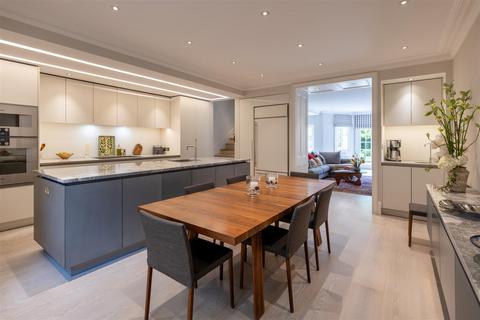 17 Randolph Road, London, W9 1AN