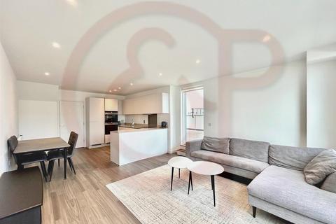 3 bedroom penthouse to rent, Whelan Road, Acton Town, W3