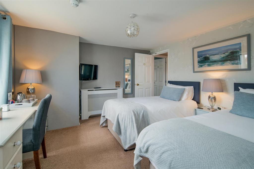 Guest Bedroom 2