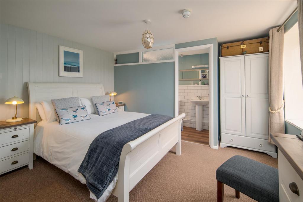 Guest Bedroom 3