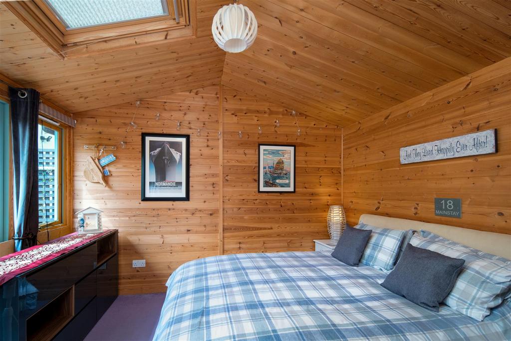 Log Cabin Bedroom