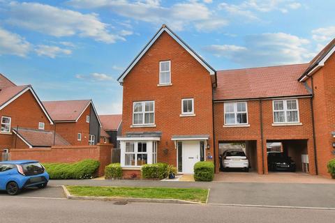 4 bedroom semi-detached house for sale, Greystone Square, Wouldham
