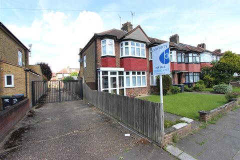 3 bedroom end of terrace house for sale, Firs Lane, London