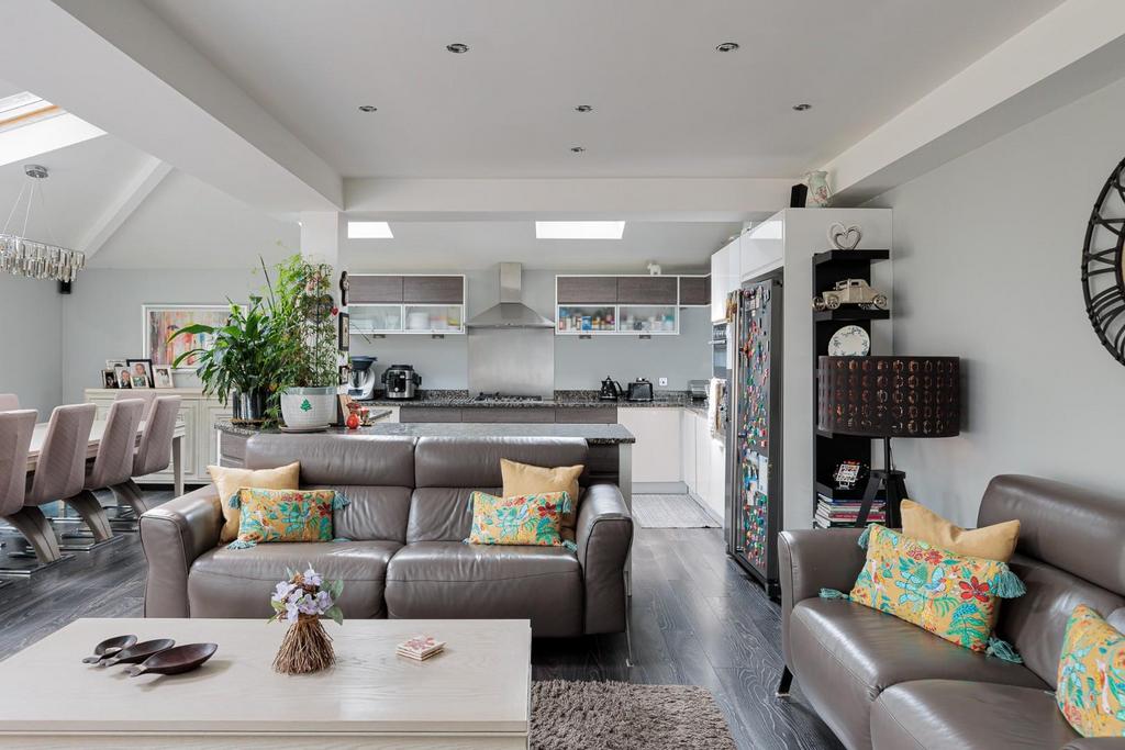 92 lacey green 8.jpg