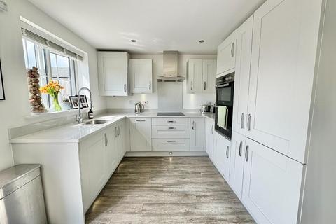19 Bailey Road, Wilmslow, SK9 2TX