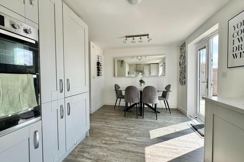 19 Bailey Road, Wilmslow, SK9 2TX