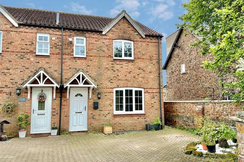 3 bedroom semi-detached house to rent, Main Street, Linton On Ouse, York