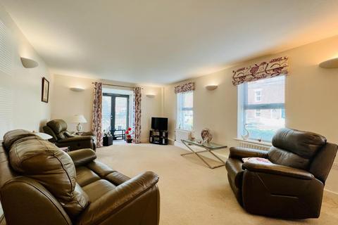 2 bedroom apartment for sale, TENTERDEN