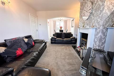 3 bedroom semi-detached house for sale, Chelmsford Avenue, Aston, S26